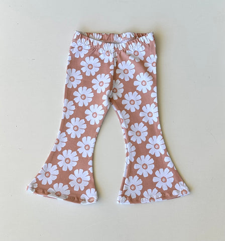 Mud Daisy Flares